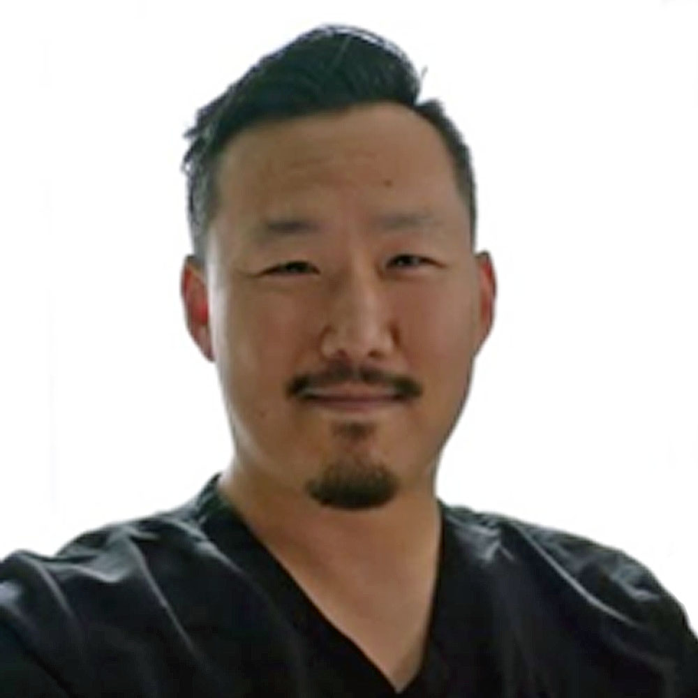 Dennis Woo